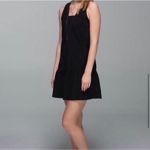 Lululemon Lulu Black White Striped Sleeveless Both Ways Reversible Dress Size 12 - Picture 3 of 10